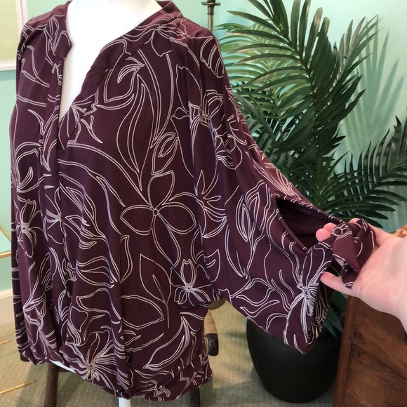 Anthropologie Akemi + Kin Top Sz M - Picture 8 of 14